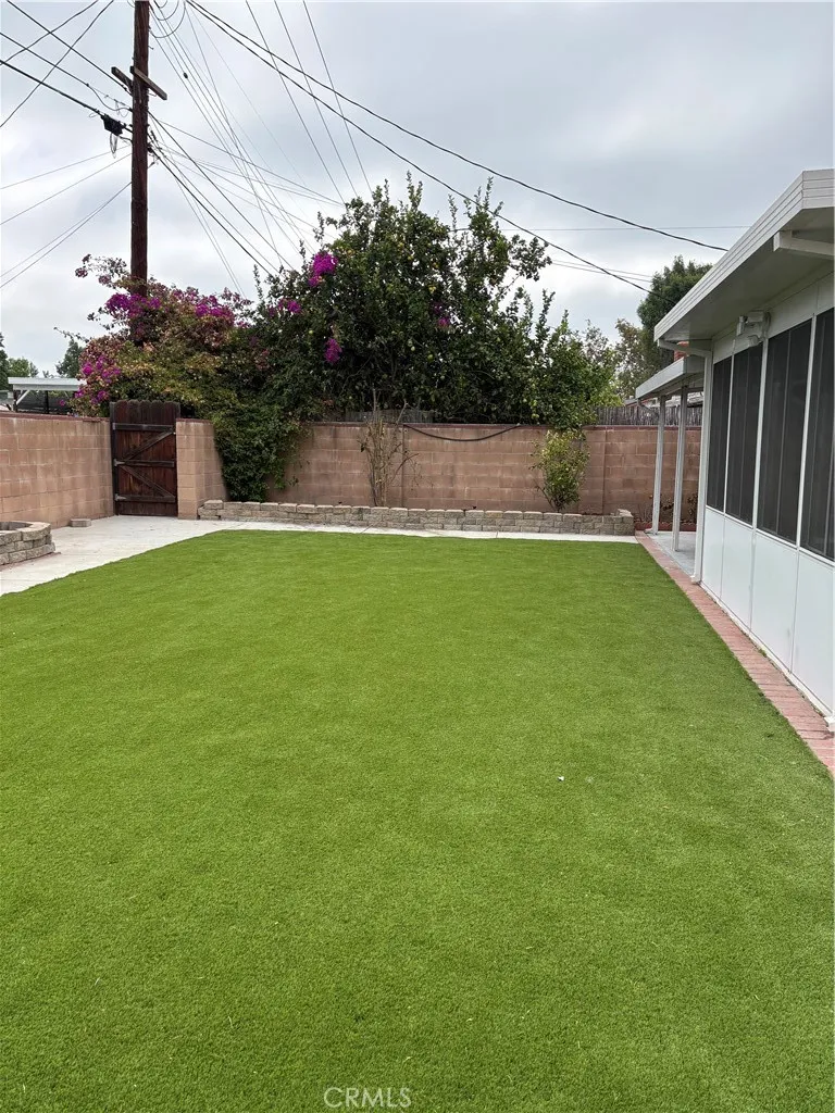 23435 Welby Way West Hills, CA 91307