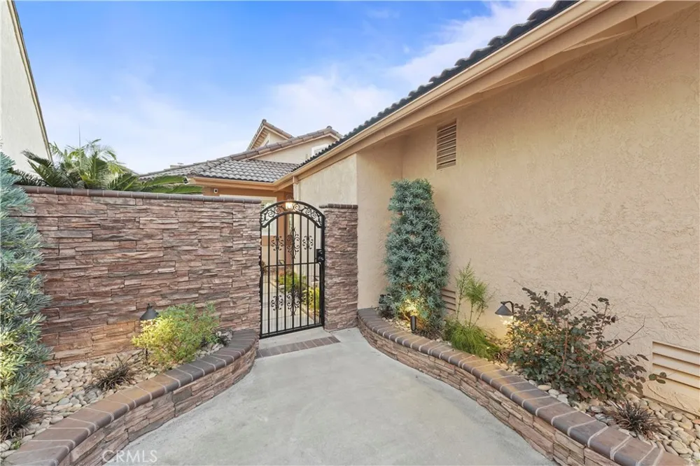 1153 Outrigger Anaheim, CA 92801