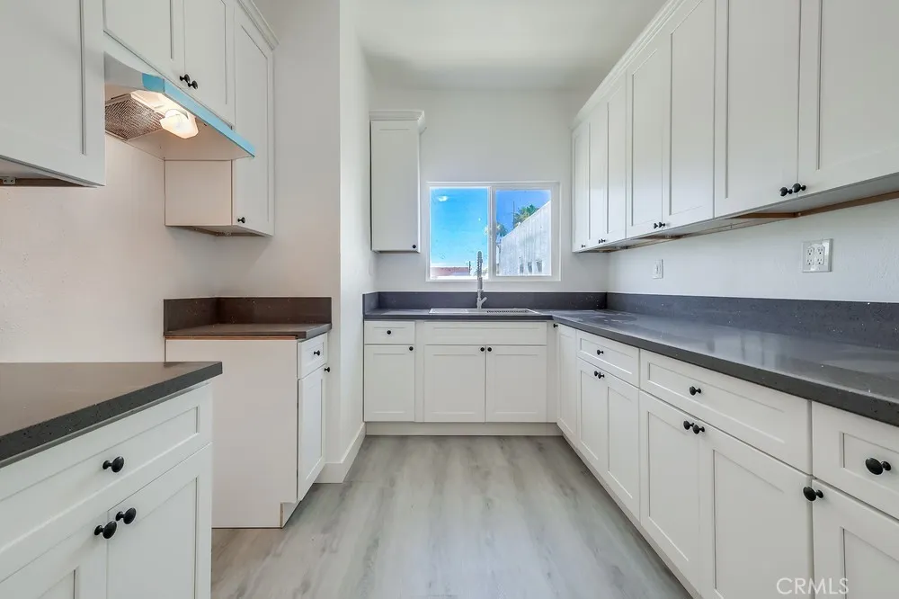 1009 Coronado Avenue #2 Long Beach, CA 90804