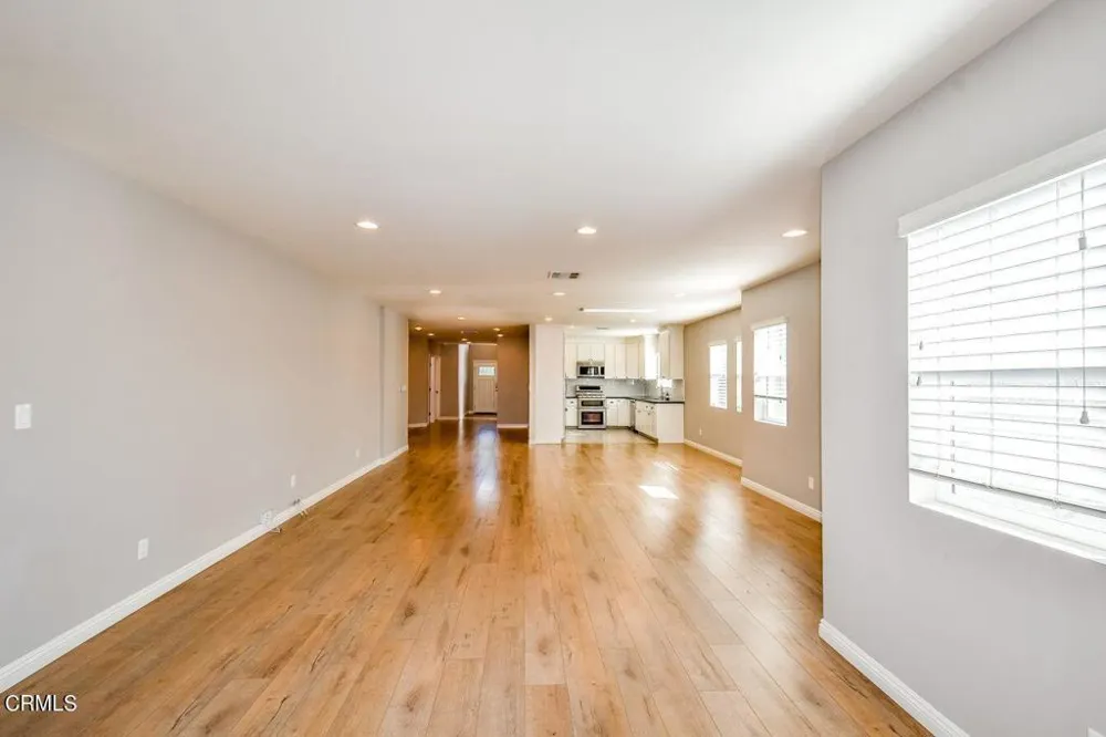 321 Lima Street Burbank, CA 91505
