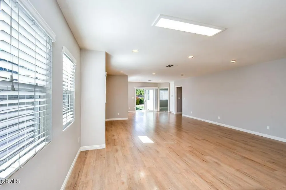 321 Lima Street Burbank, CA 91505