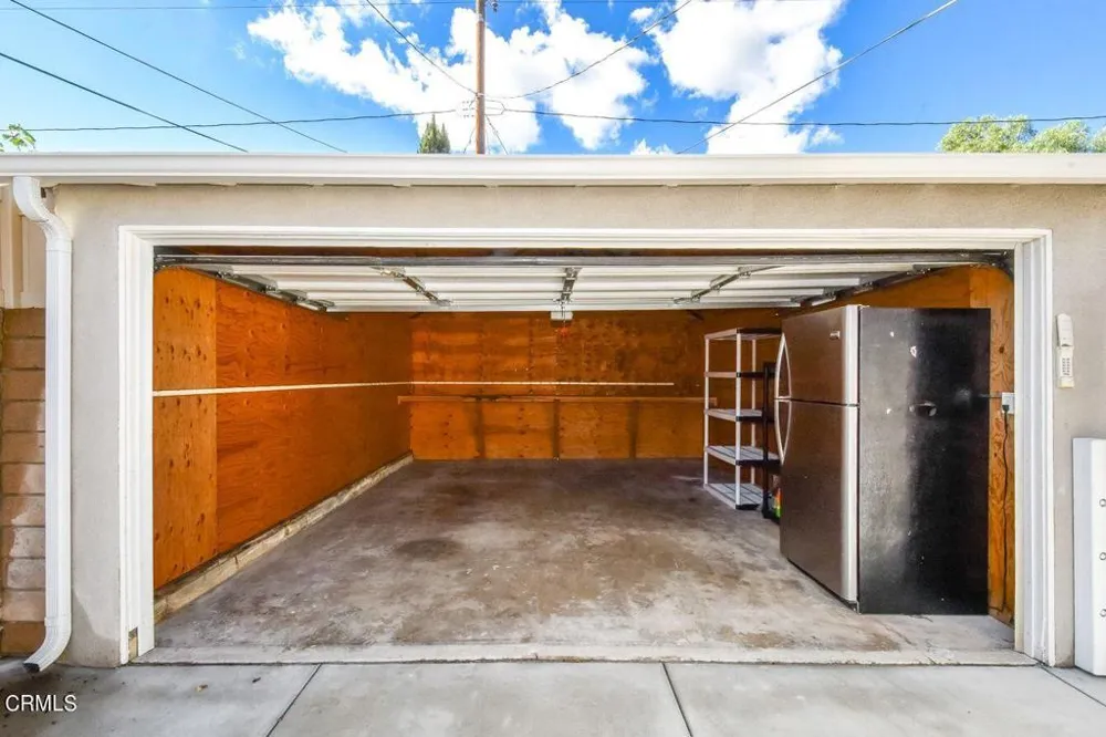 321 Lima Street Burbank, CA 91505