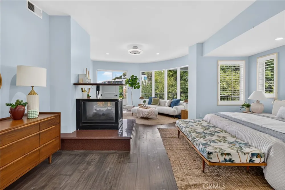 11411 Decente Court Studio City, CA 91604