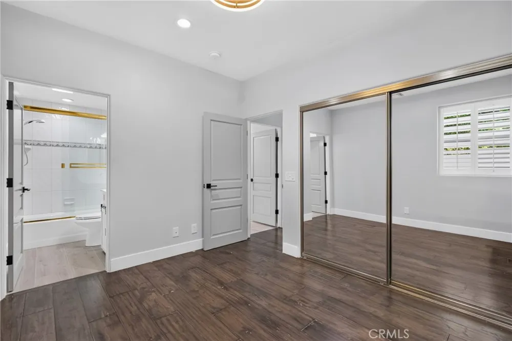 11411 Decente Court Studio City, CA 91604