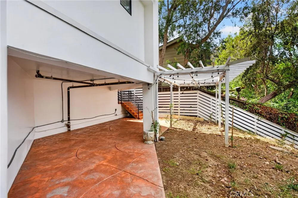 11411 Decente Court Studio City, CA 91604