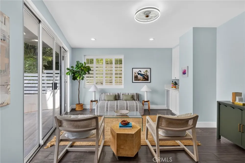 11411 Decente Court Studio City, CA 91604
