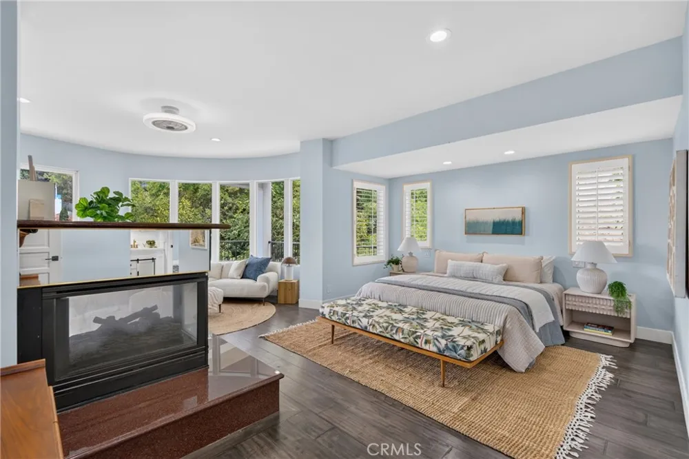 11411 Decente Court Studio City, CA 91604