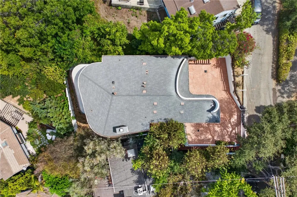 11411 Decente Court Studio City, CA 91604