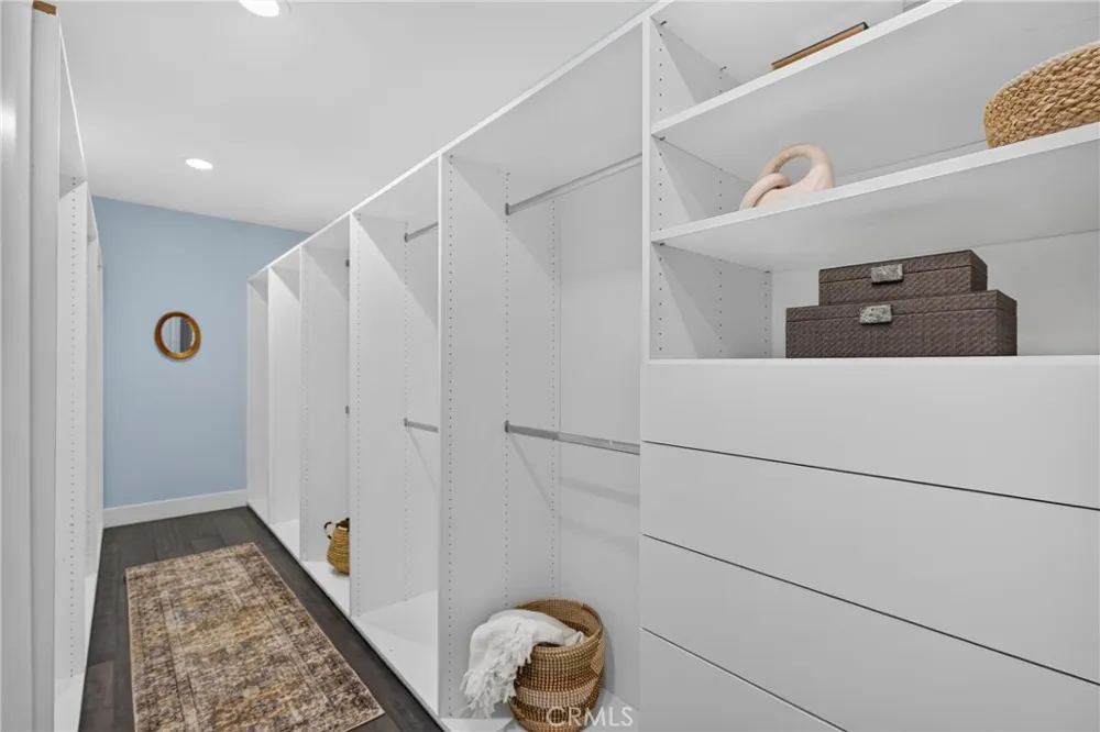 11411 Decente Court Studio City, CA 91604