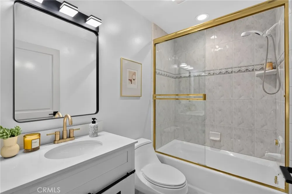 11411 Decente Court Studio City, CA 91604