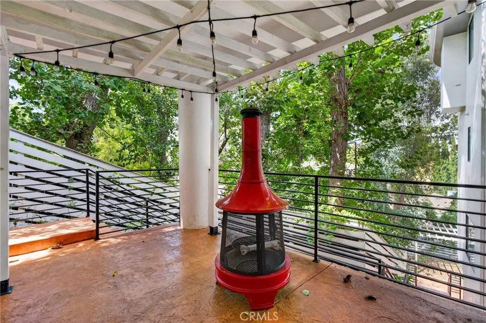 11411 Decente Court Studio City, CA 91604
