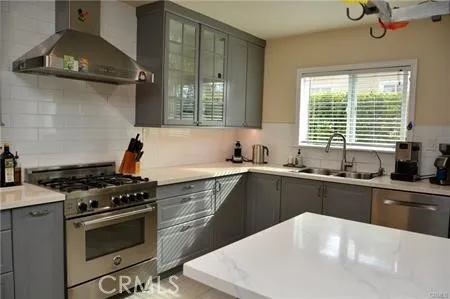 4439 Van Noord Avenue Studio City, CA 91604