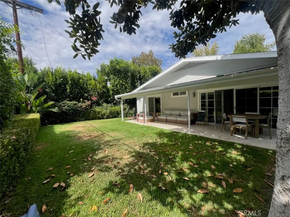 4439 Van Noord Avenue Studio City, CA 91604