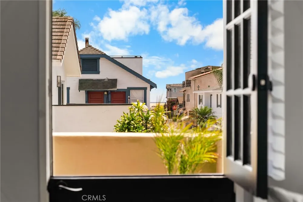 313 Alvarado Newport Beach, CA 92661