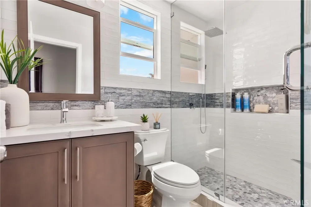313 Alvarado Newport Beach, CA 92661