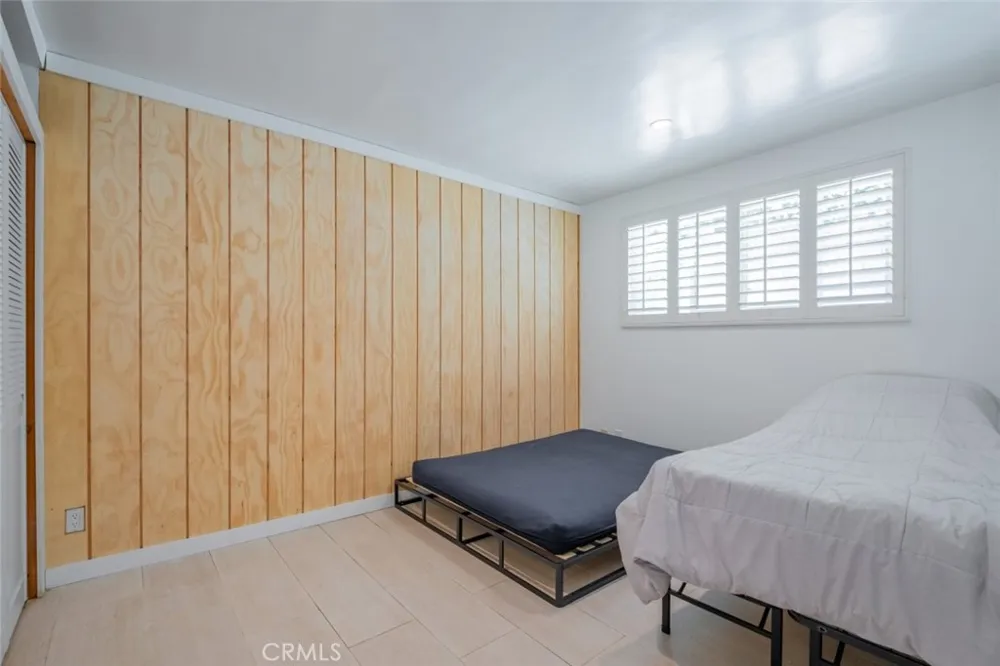 4321 Clear Valley Drive Encino, CA 91436