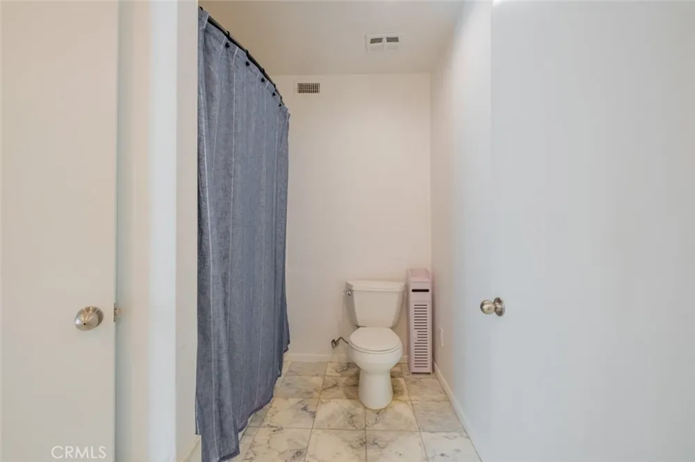 4321 Clear Valley Drive Encino, CA 91436