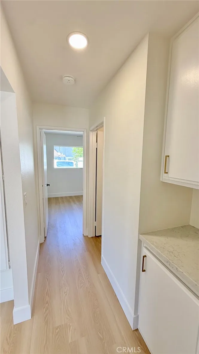 28196 Robin Saugus, CA 91350