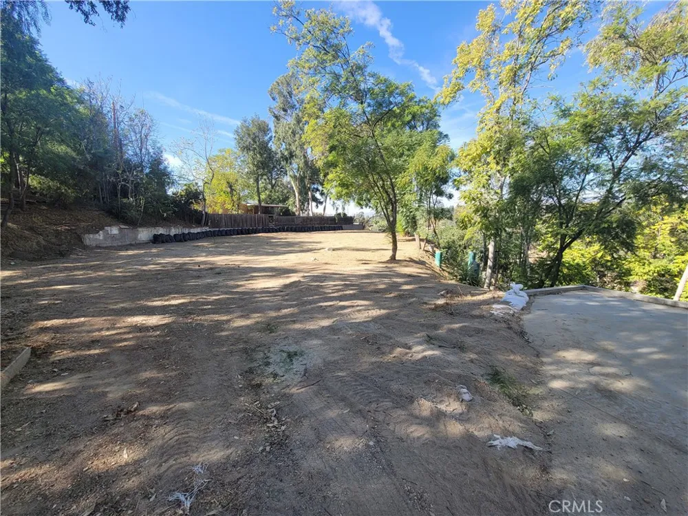 10198 La Canada Way Sunland, CA 91040