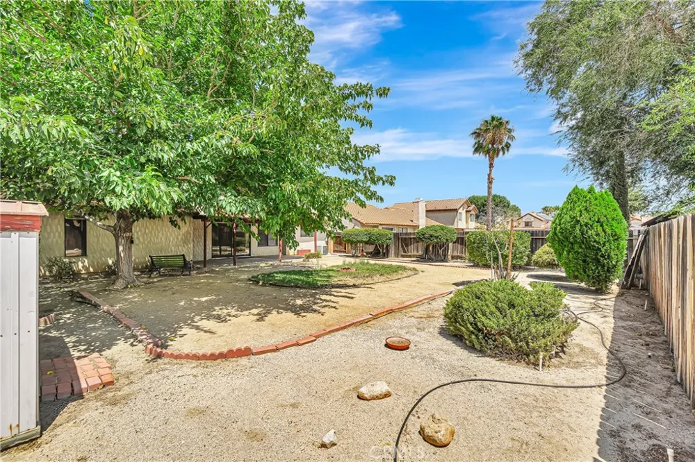4930 Golden Eagle Palmdale, CA 93552