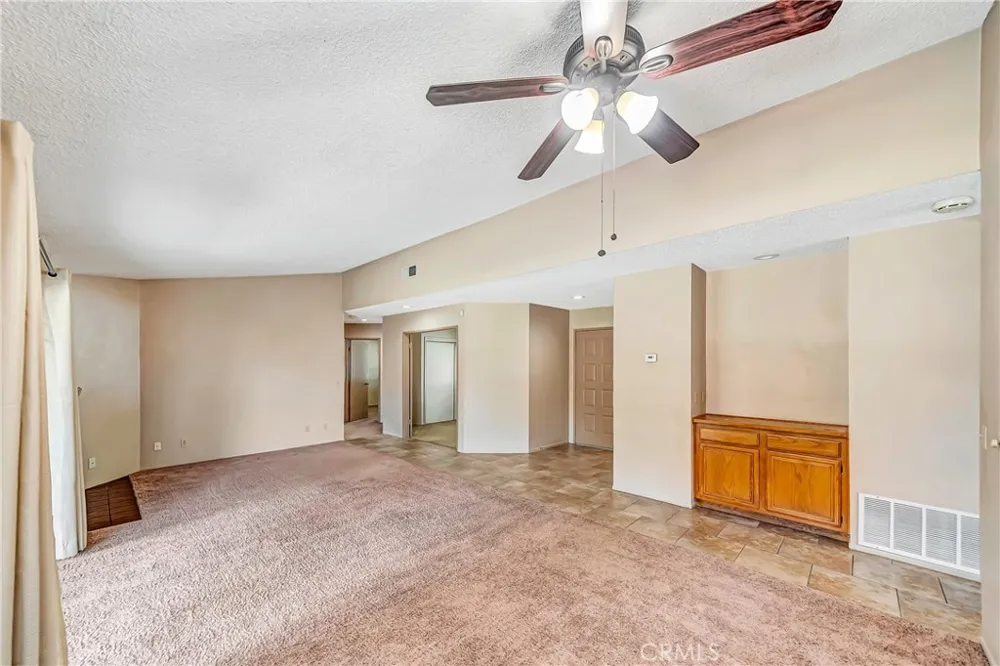4930 Golden Eagle Palmdale, CA 93552