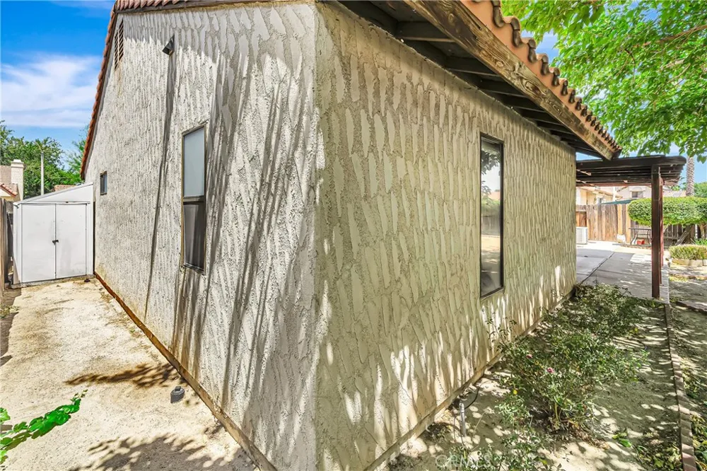 4930 Golden Eagle Palmdale, CA 93552