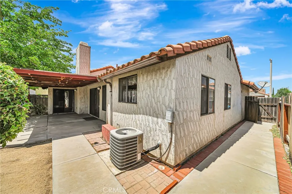 4930 Golden Eagle Palmdale, CA 93552