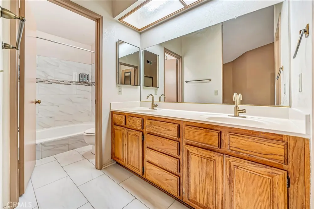 4930 Golden Eagle Palmdale, CA 93552