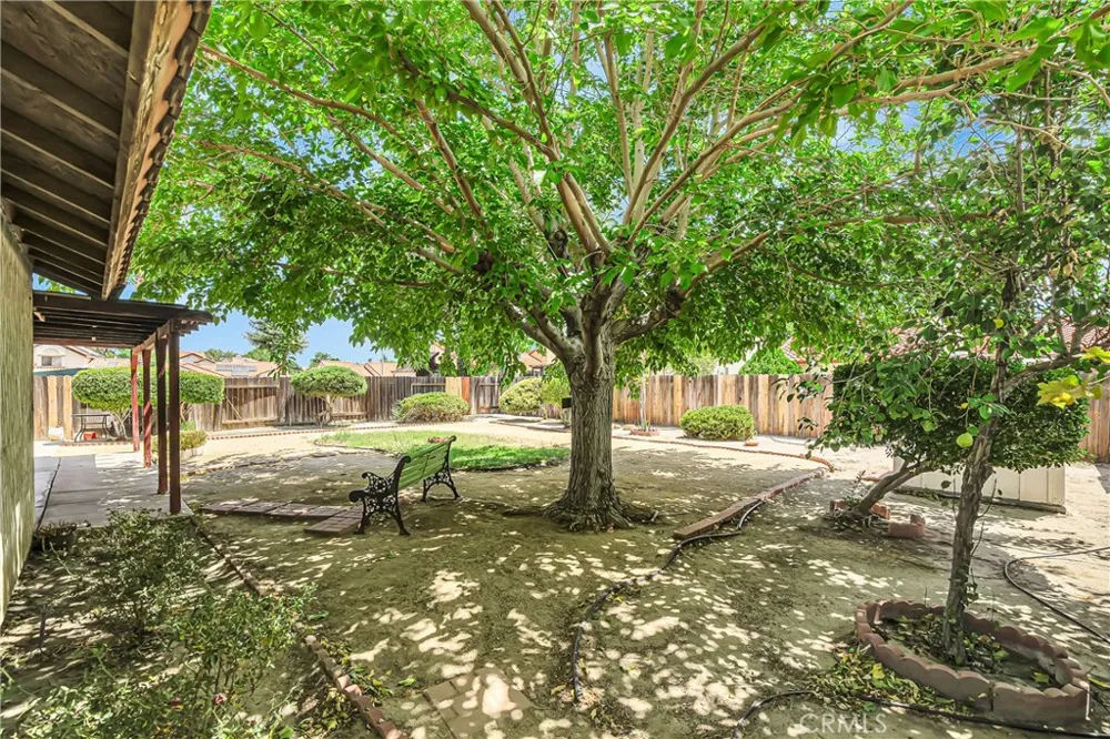 4930 Golden Eagle Palmdale, CA 93552