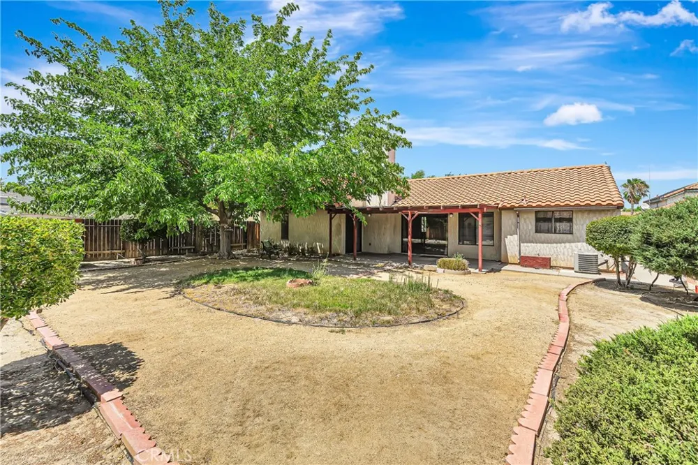 4930 Golden Eagle Palmdale, CA 93552