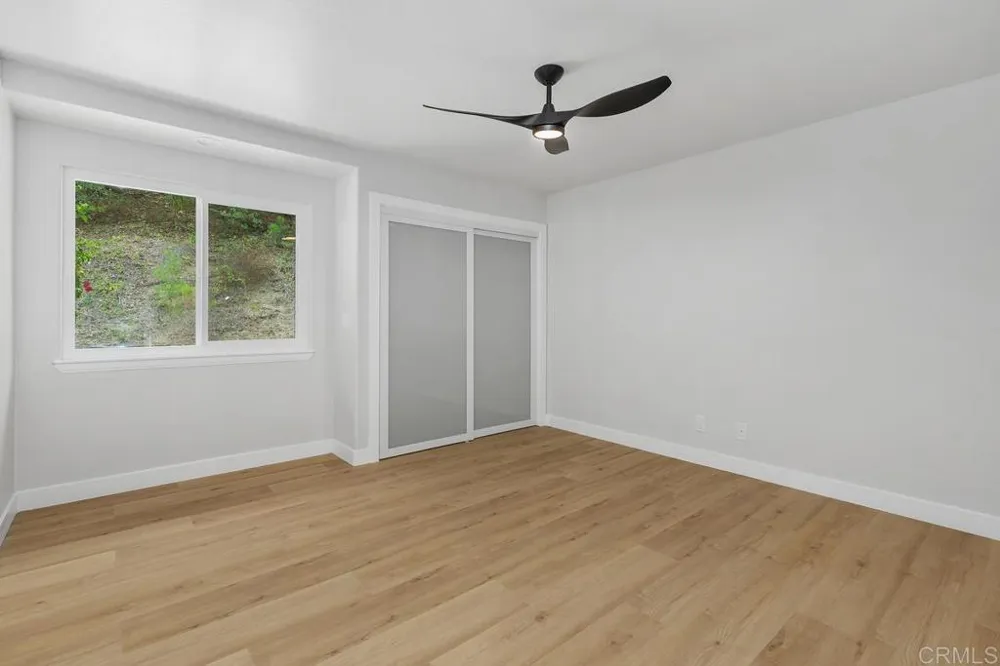 2718 Via Del Robles Fallbrook, CA 92028