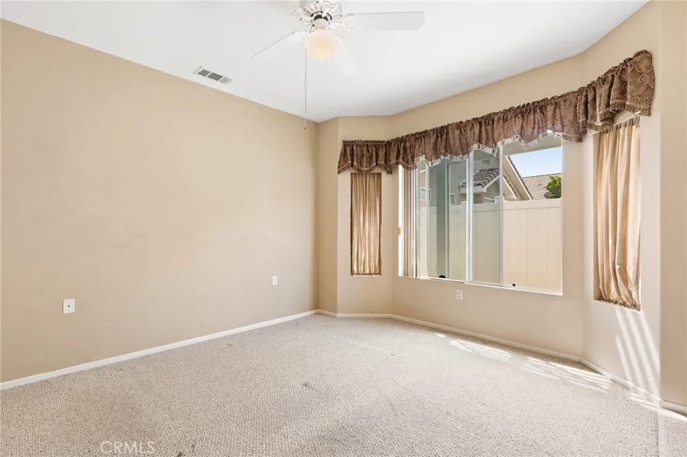 27927 Blaze Lane Sun City, CA 92585