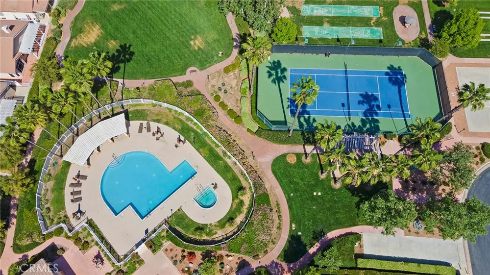 27927 Blaze Lane Sun City, CA 92585
