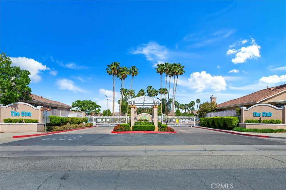 27927 Blaze Lane Sun City, CA 92585