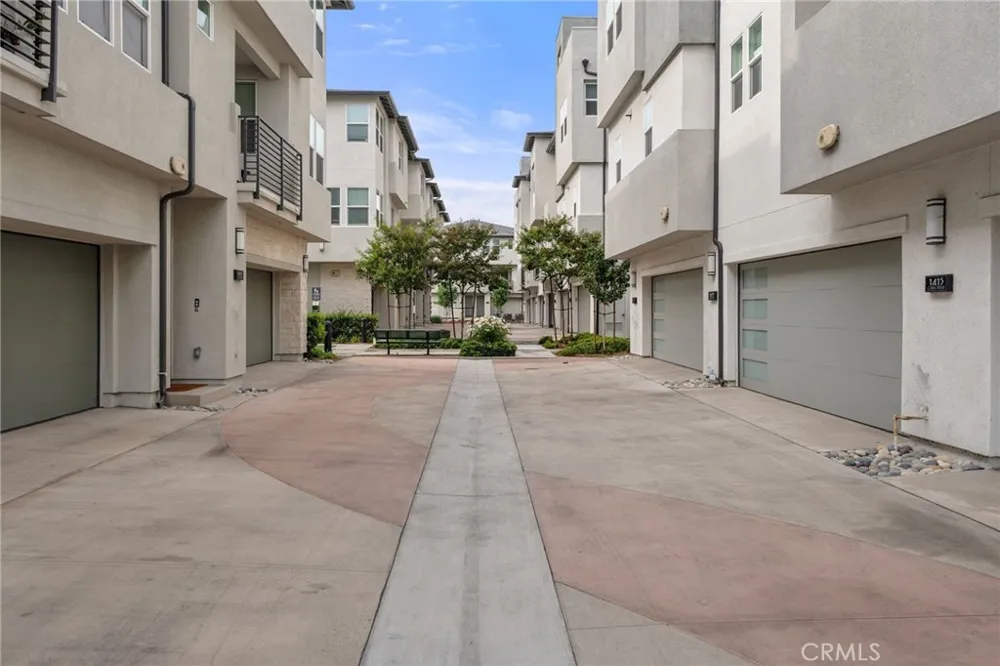 1423 W Cara Anaheim, CA 92805