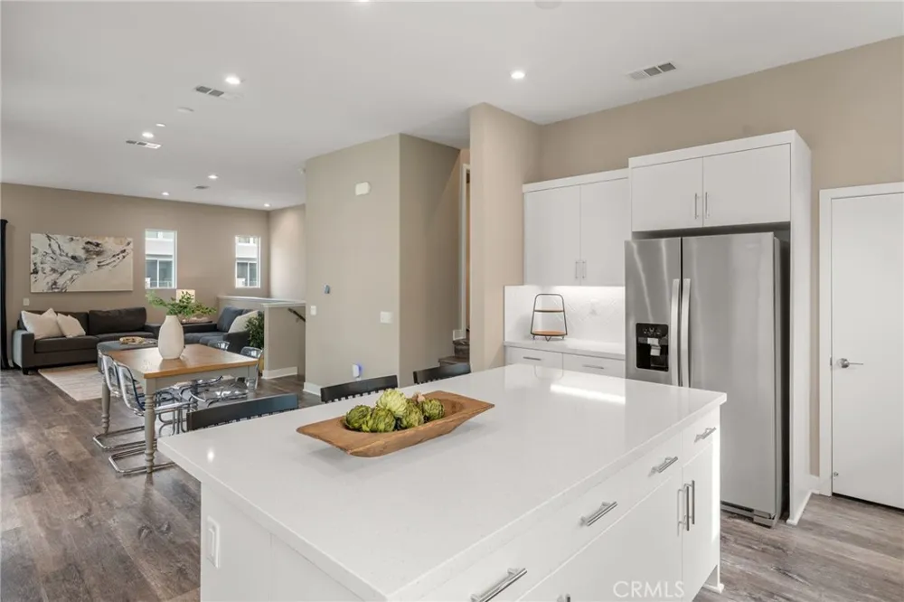 1423 W Cara Anaheim, CA 92805