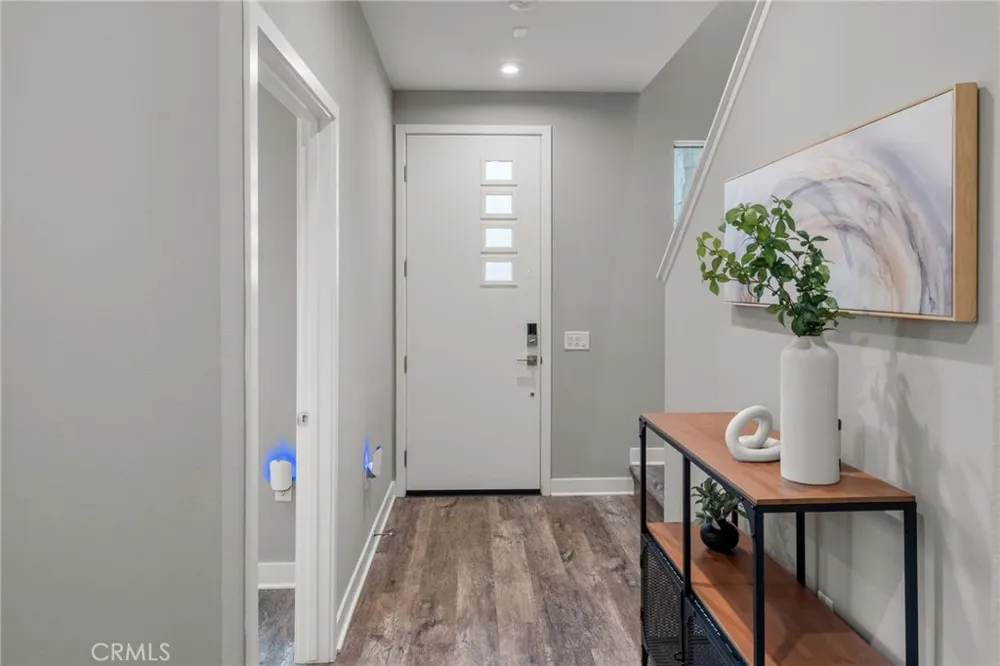 1423 W Cara Anaheim, CA 92805