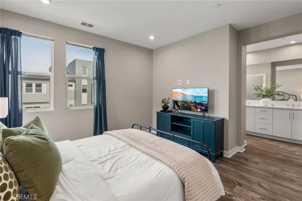 1423 W Cara Anaheim, CA 92805