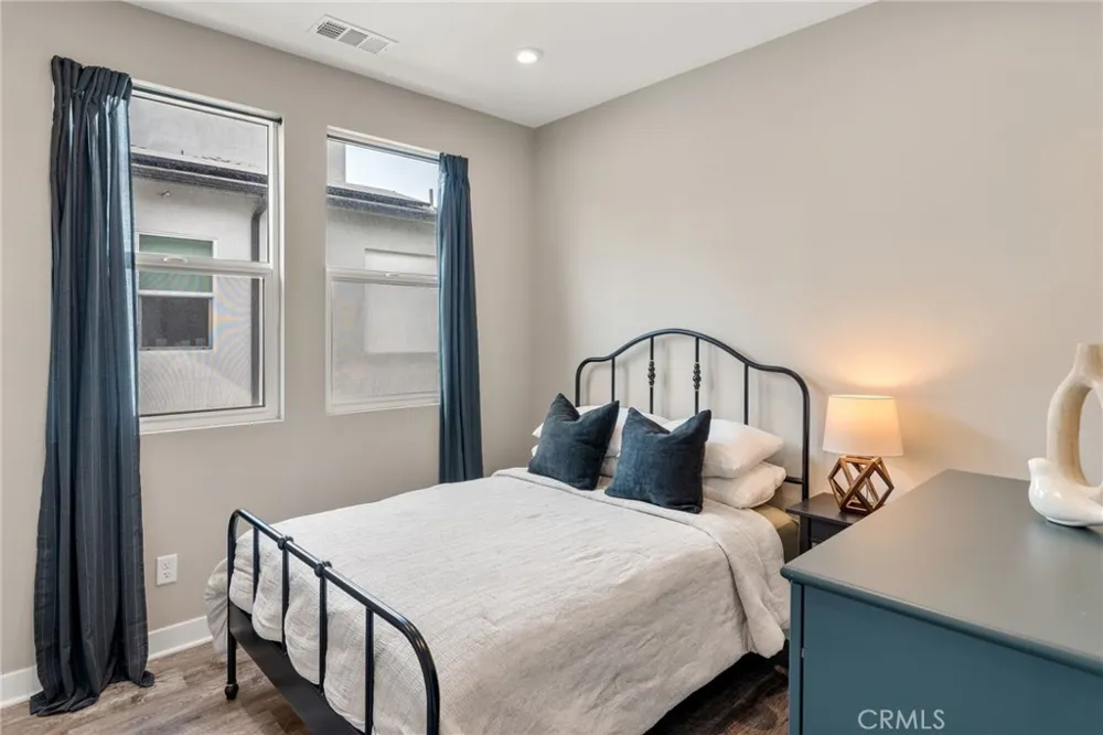1423 W Cara Anaheim, CA 92805