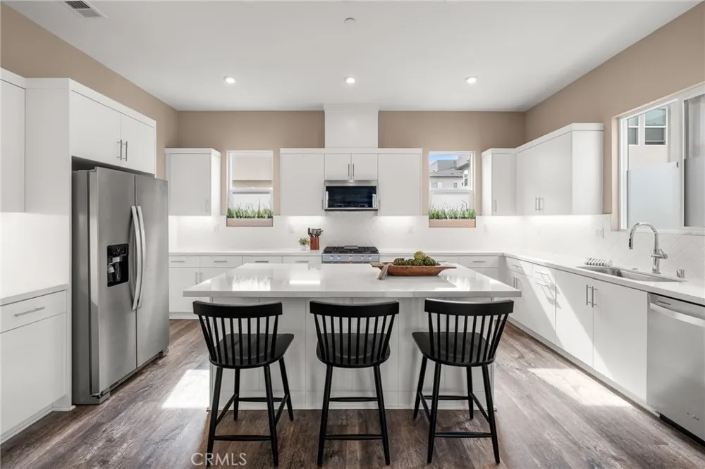 1423 W Cara Anaheim, CA 92805