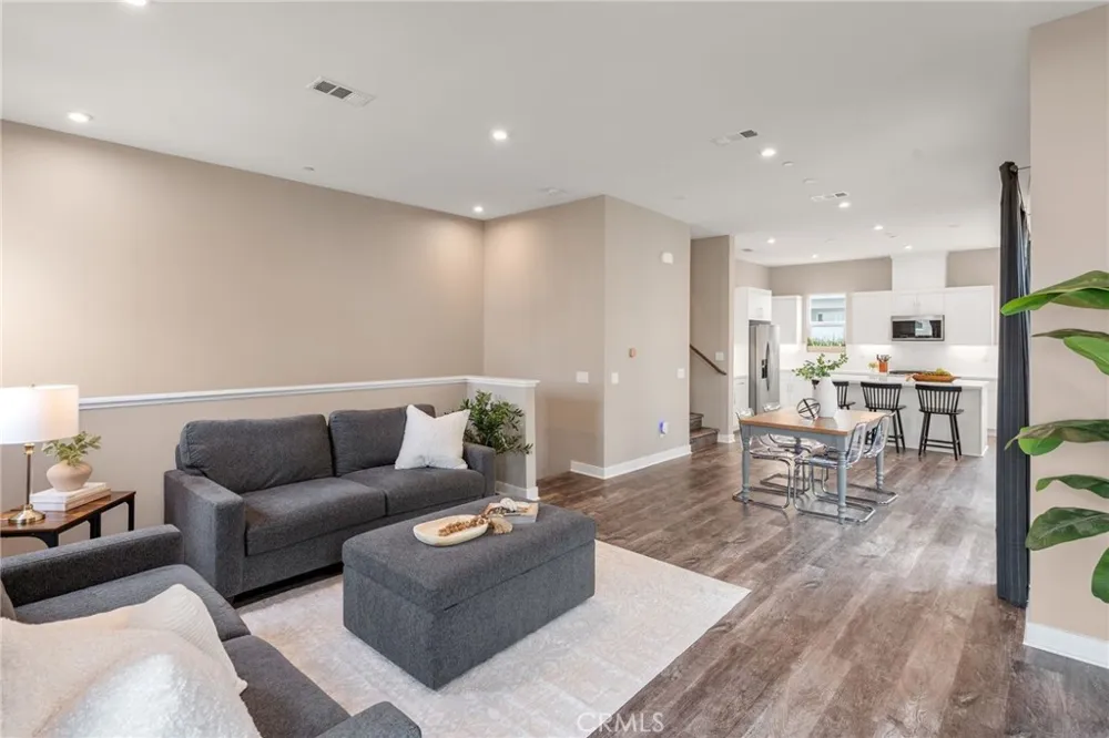 1423 W Cara Anaheim, CA 92805