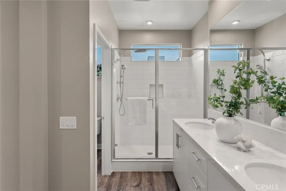 1423 W Cara Anaheim, CA 92805