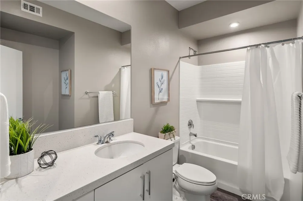 1423 W Cara Anaheim, CA 92805