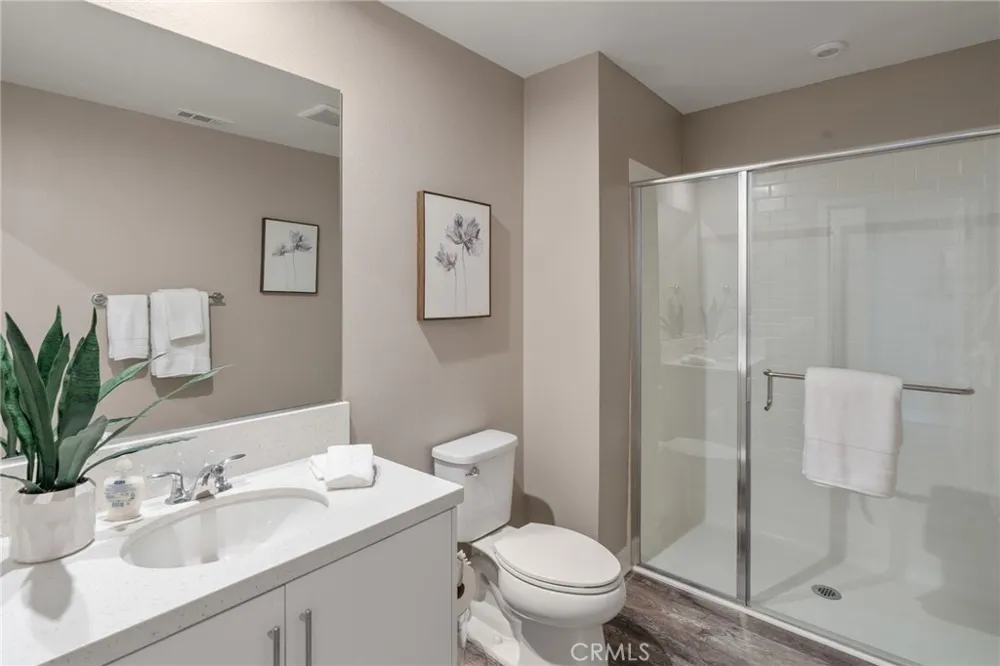 1423 W Cara Anaheim, CA 92805
