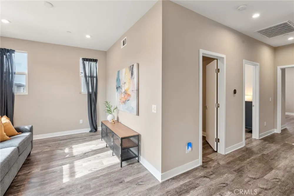1423 W Cara Anaheim, CA 92805