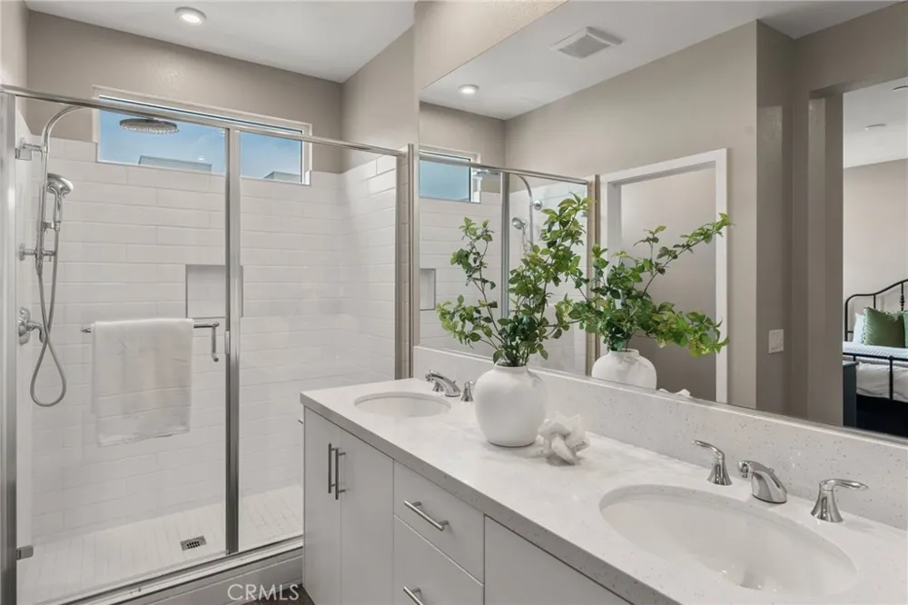 1423 W Cara Anaheim, CA 92805