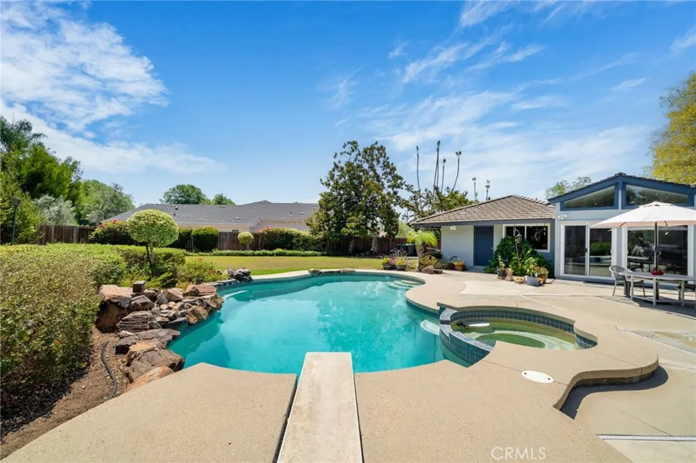 1321 El Finito Way North Tustin, CA 92705