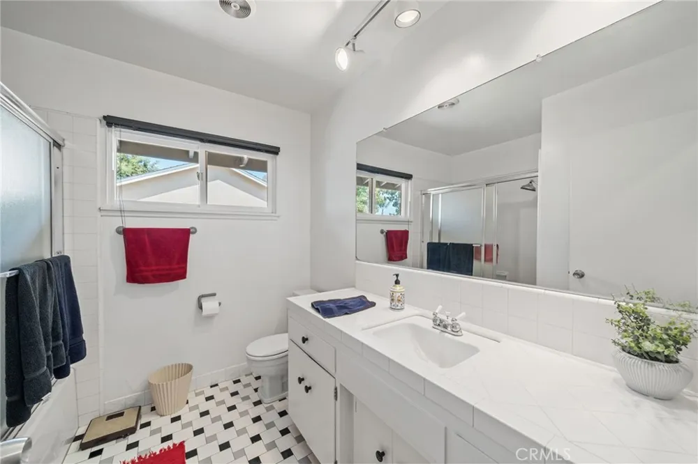 1321 El Finito Way North Tustin, CA 92705