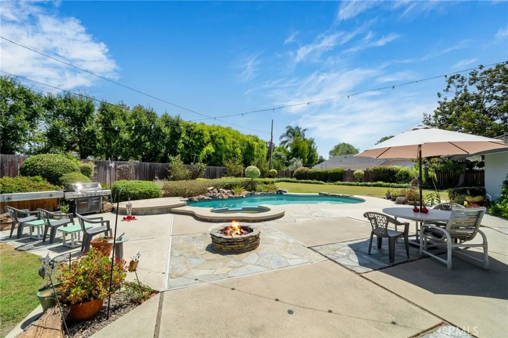 1321 El Finito Way North Tustin, CA 92705