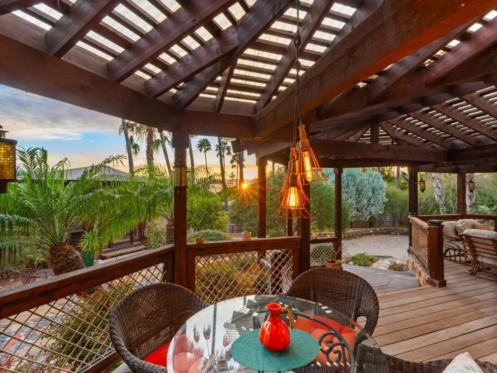 890 Passiflora Avenue Encinitas, CA 92024